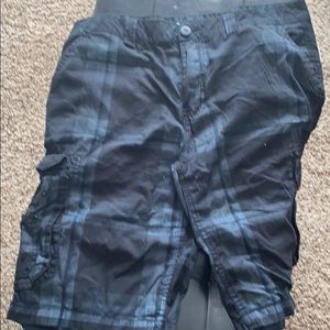 Men’s cargo shorts